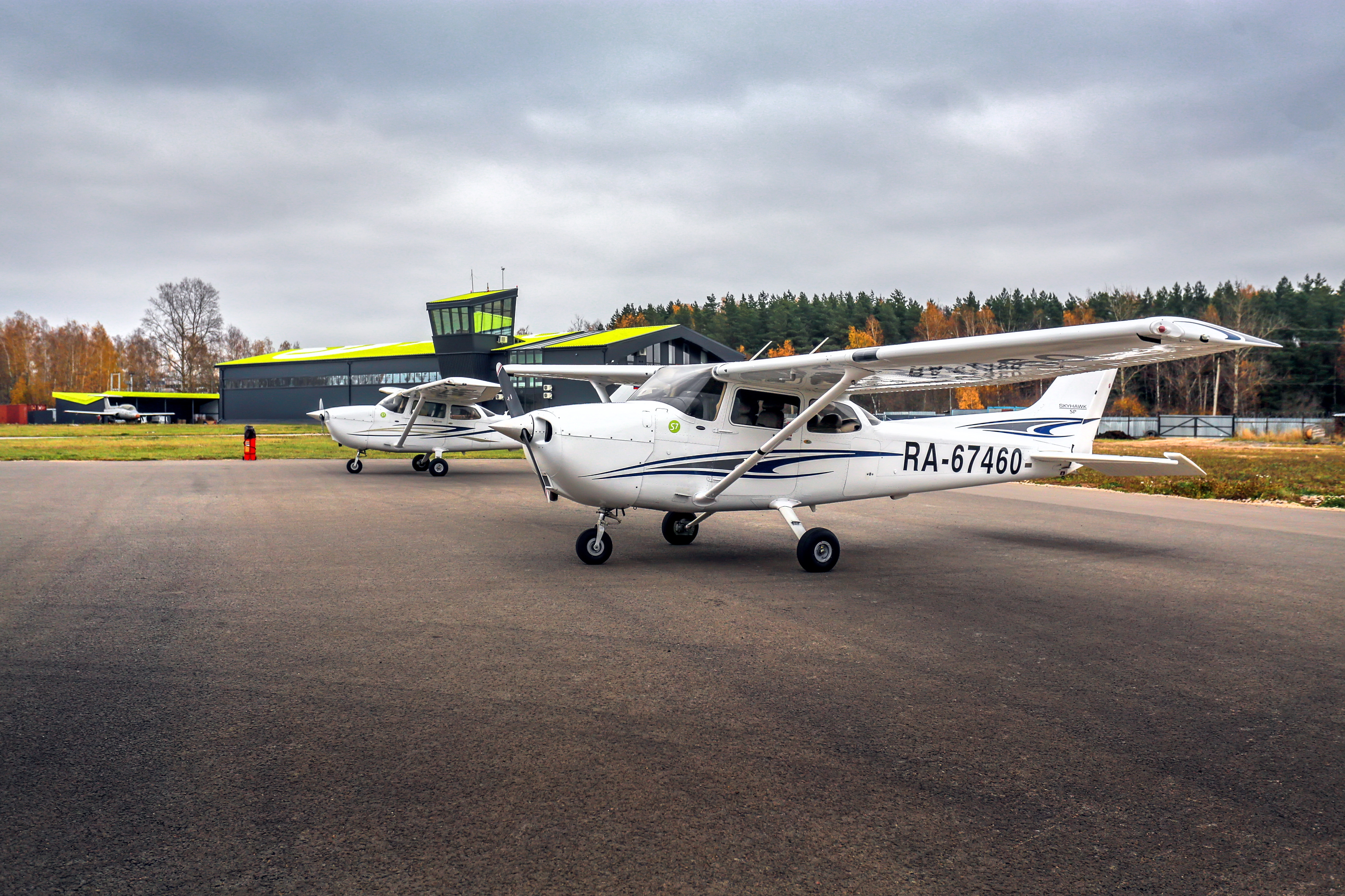 Аэродром старт. Cessna 172 s7. S7 Training Cessna 172 s. S7 Аэро Цесна. АУЦ s7 Training.